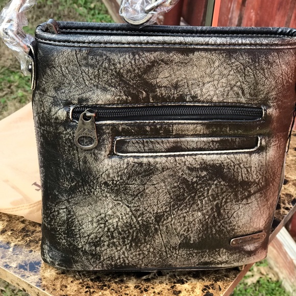 Montana West Black Crossbody NWT - Picture 4 of 8